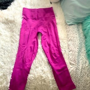 Purple lululemon leggings